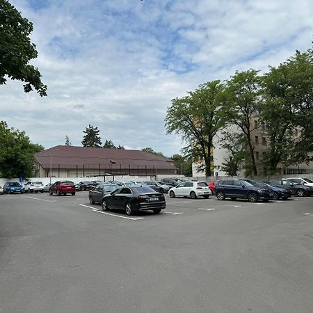 Evan Cozy Flat With Balcony & Parking, 13 September 布加勒斯特 外观 照片