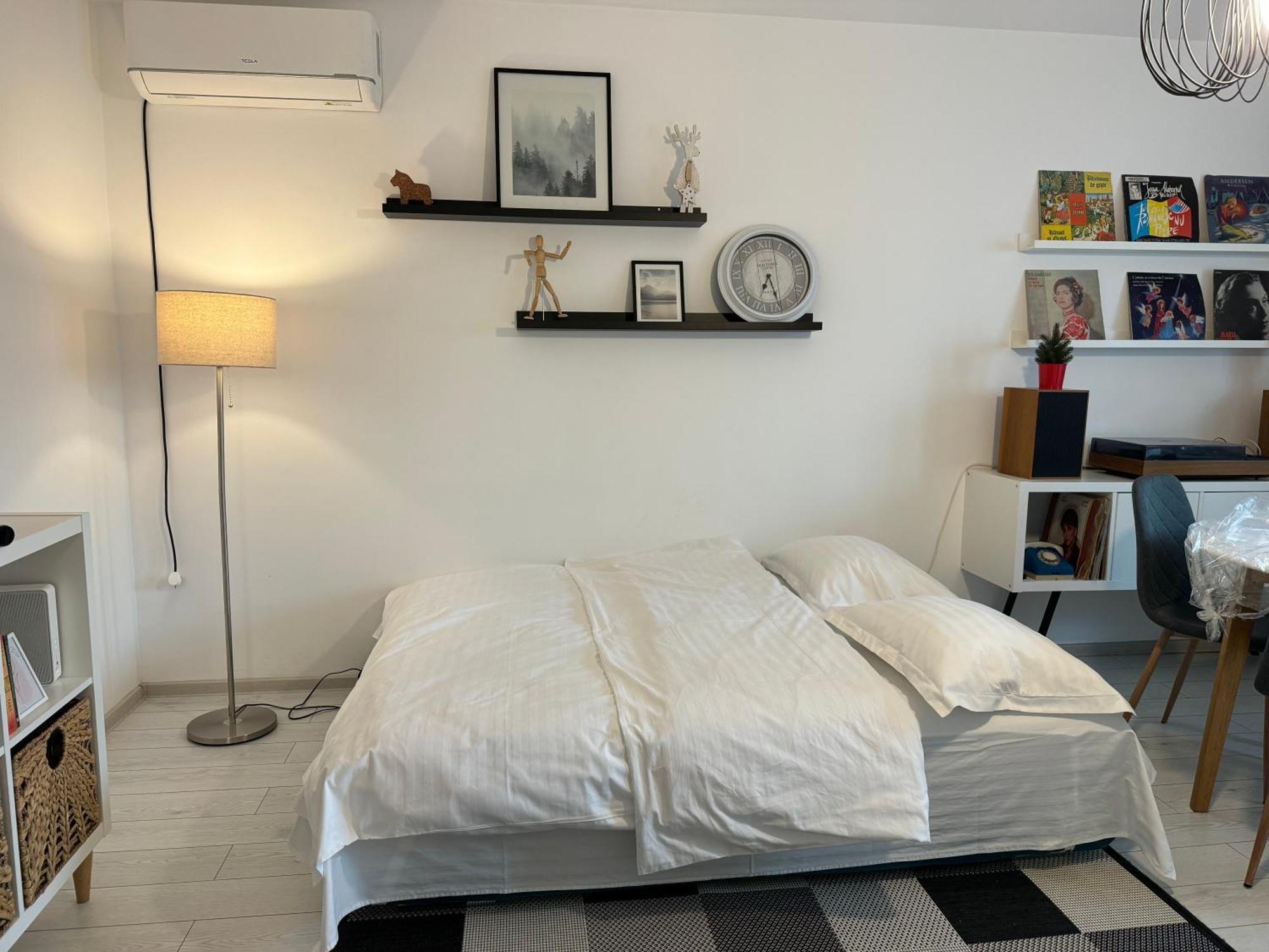 Evan Cozy Flat With Balcony & Parking, 13 September 布加勒斯特 外观 照片